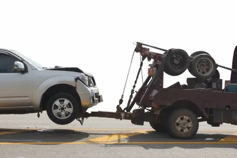 Universal-Wreckers-Box-Stree-Geraldton-004-480w.webp