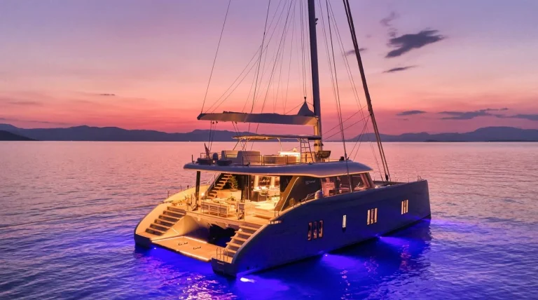 Above-and-Beyond-Sunreef-80-Crewed-Sailing-Catamaran-Yacht-Charter-in-Greece-12-768x428.webp