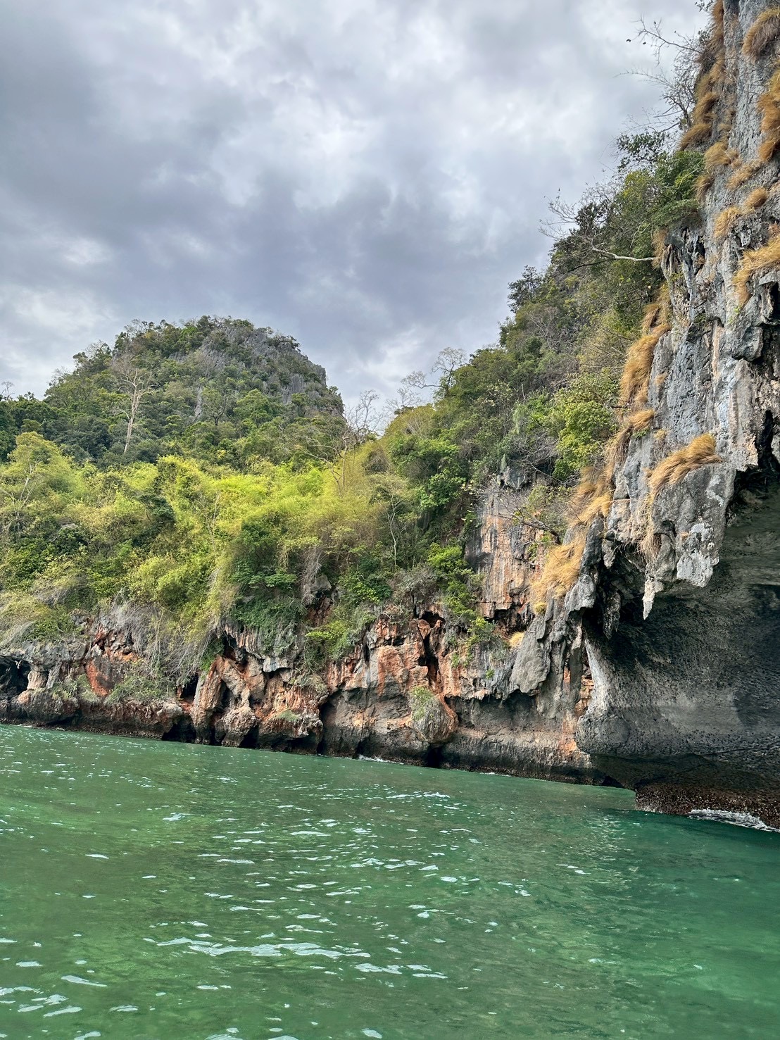 Railay Beach17.jpg