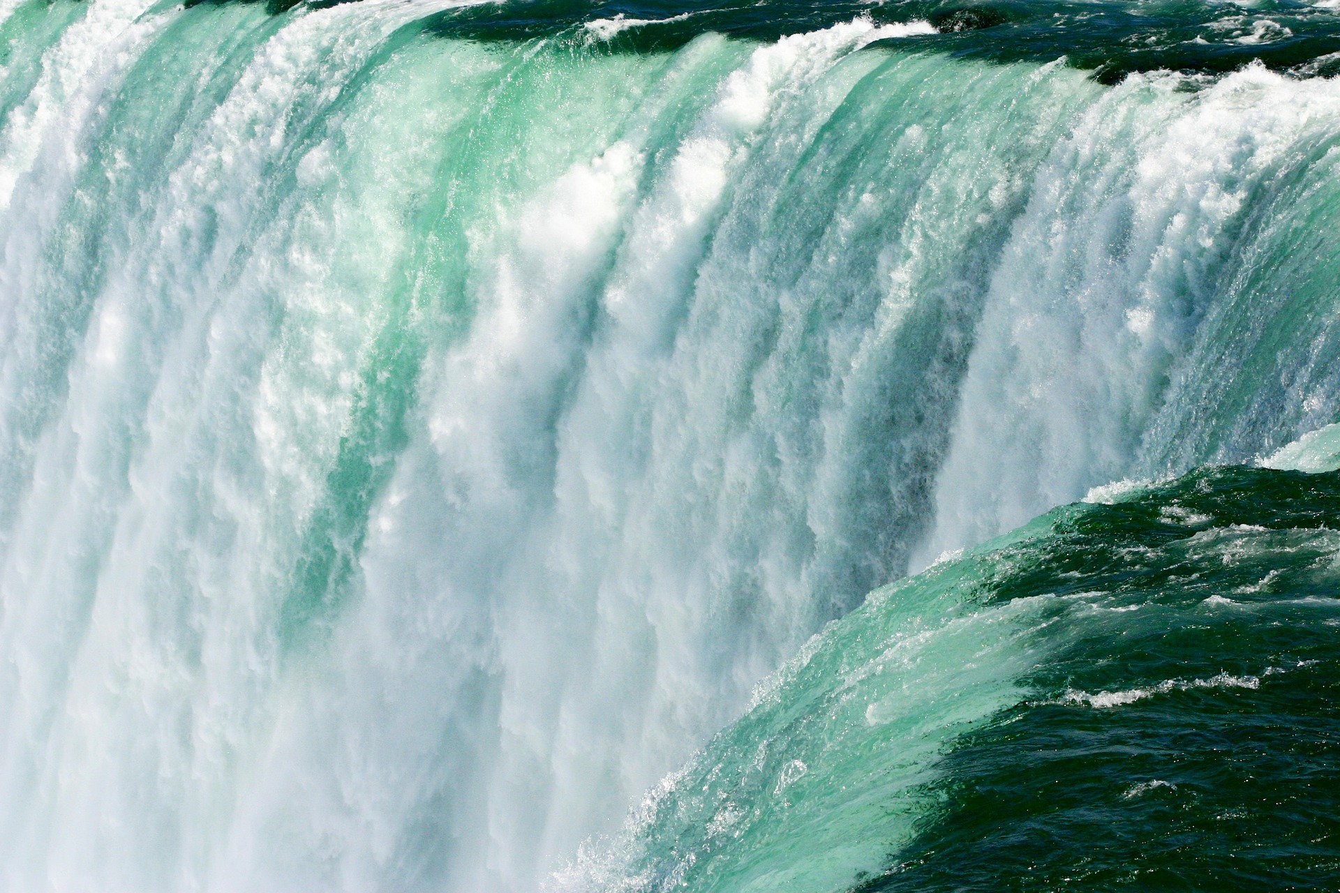 water-81221_1920.jpg