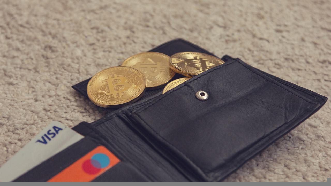 bitcoin-6204672_1280.jpg