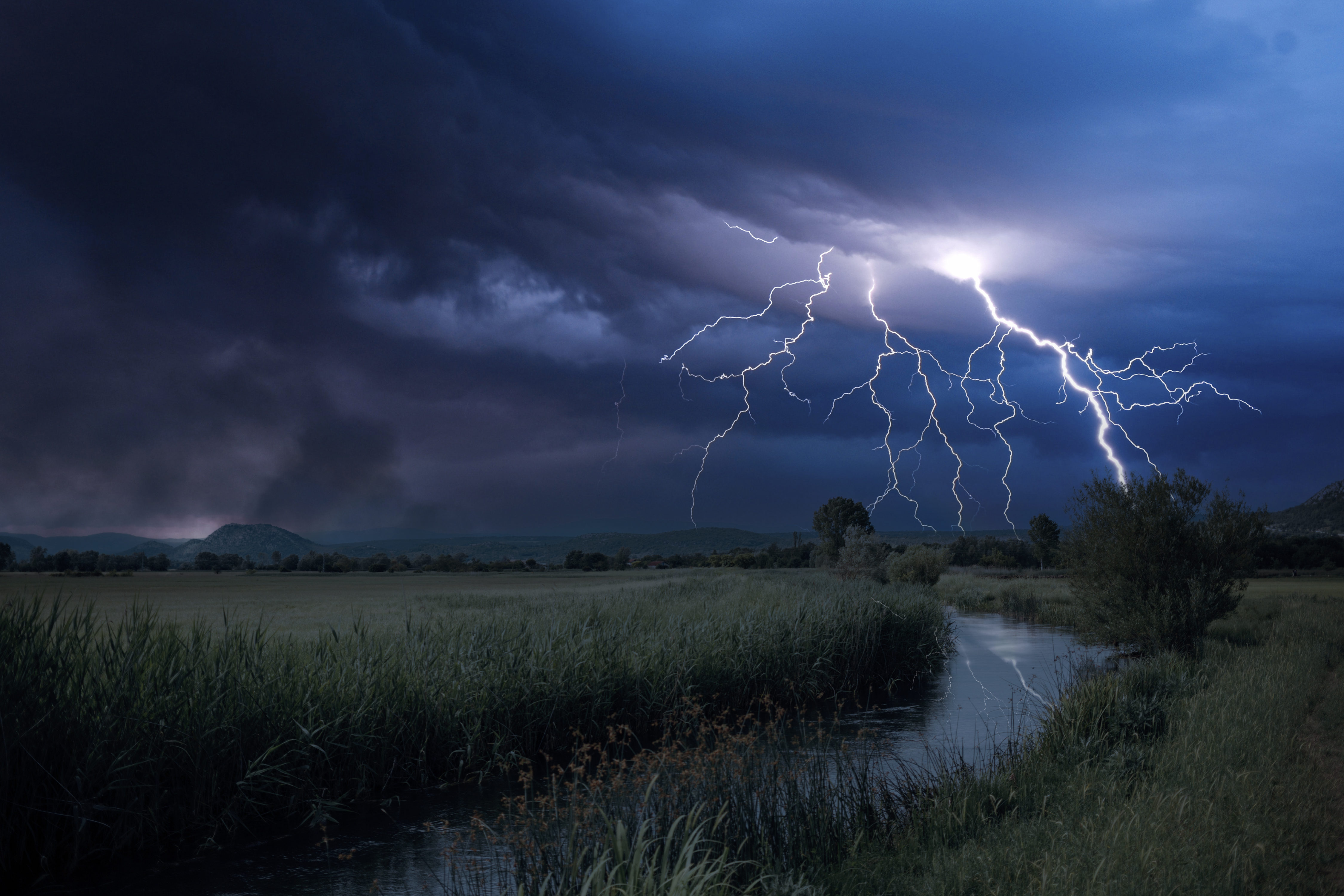 weather-effects-collage-concept.jpg