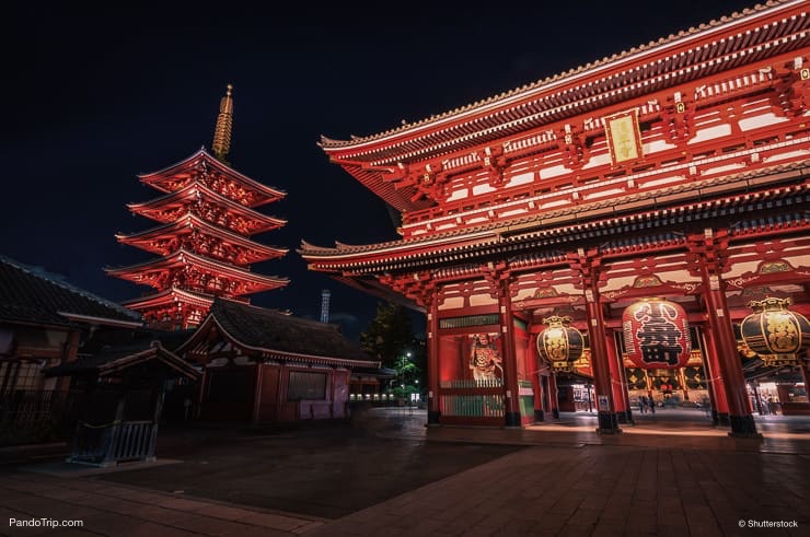 Senso-ji-temple-and-The-Five-Storied-Pagoda-at-night.jpg