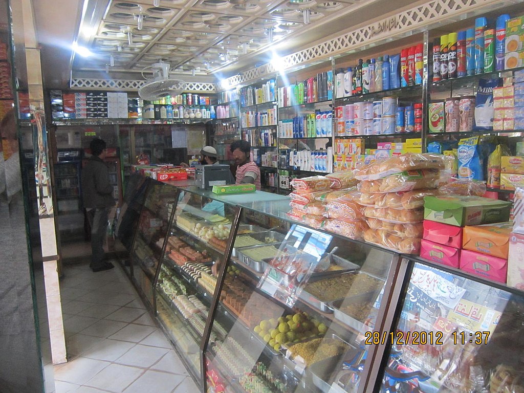 1024px-NAKHLISTAN_Sweet_shop_Depalpur_chowk_-_panoramio.jpg