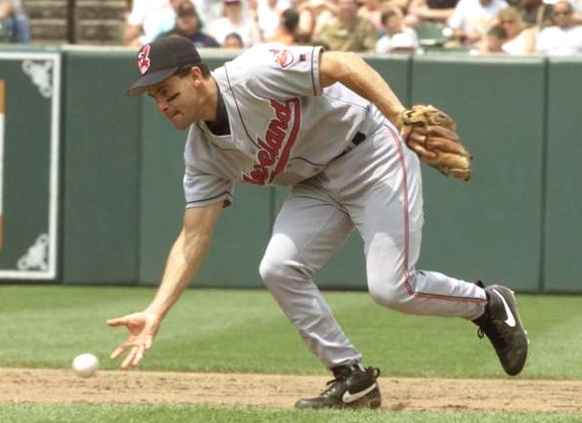 Omar Vizquel Mano Limpia.jpg