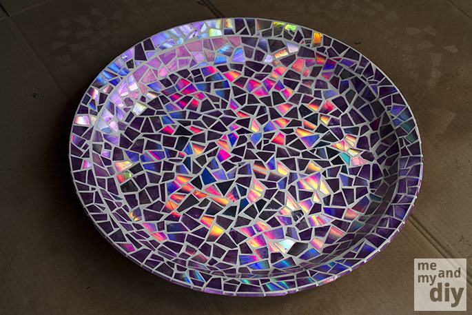 Mosaico-con-CD-en-plato.jpg