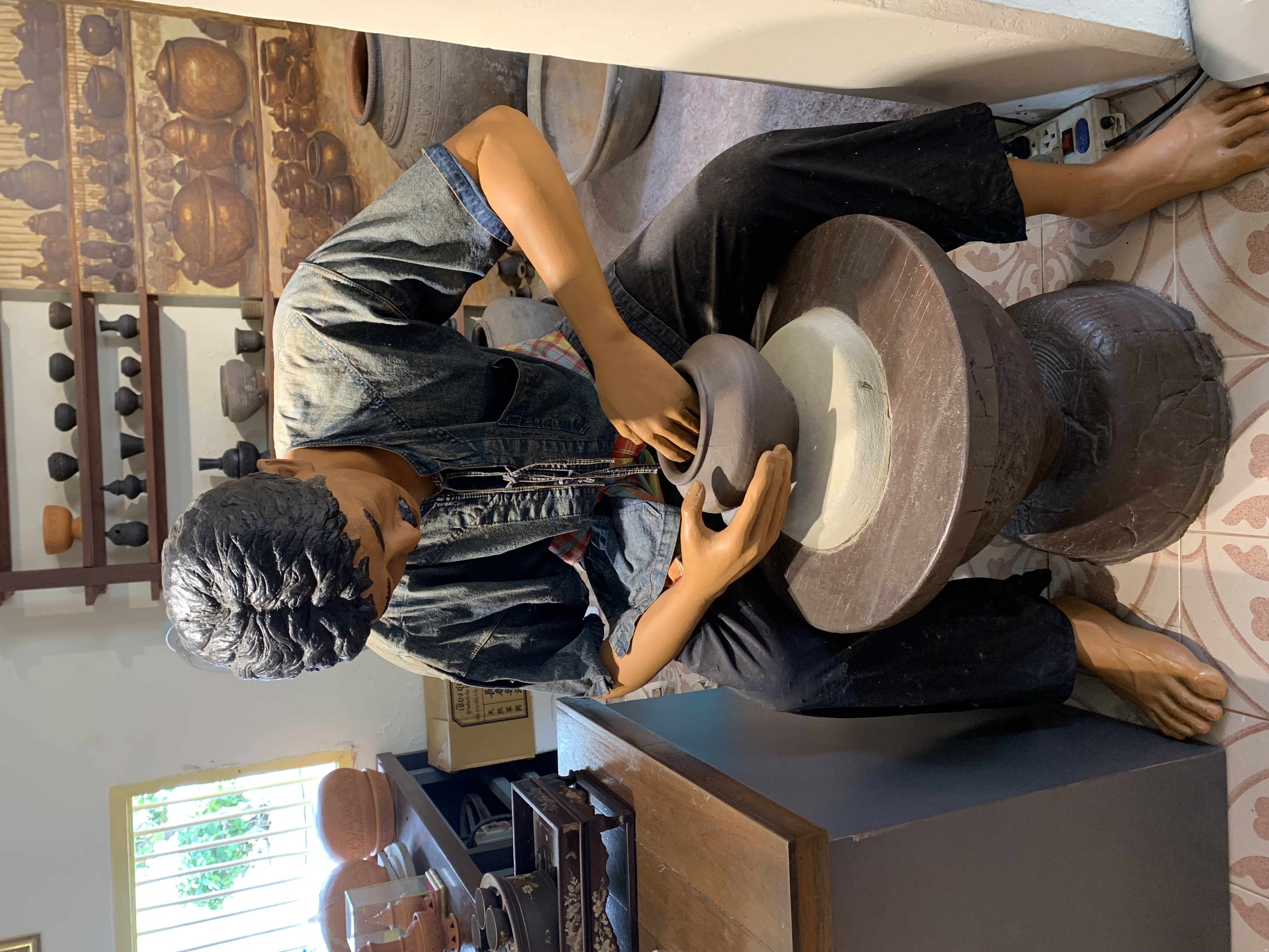 Thai Ceramics Exhibition Hall6.jpg