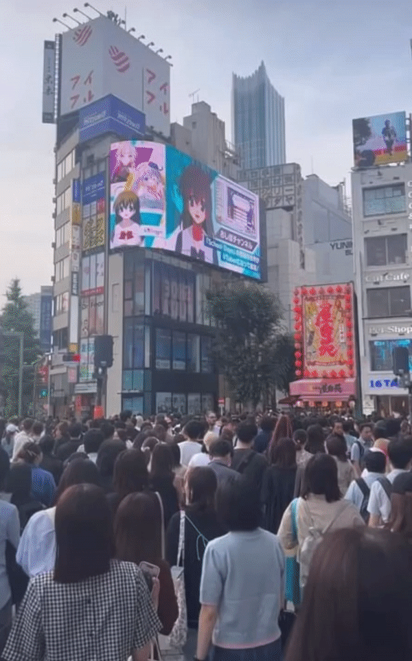 B2E9A8BE-708C-47D8-9B9A-ADB8D8AB05FB.gif