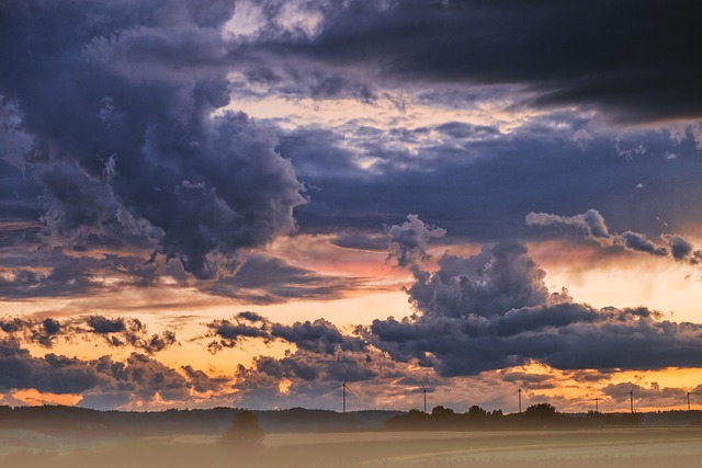 clouds-5416914_640.jpg