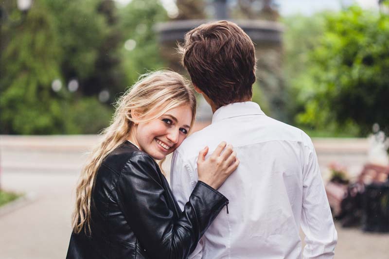 couple-CJUHX5W.jpg