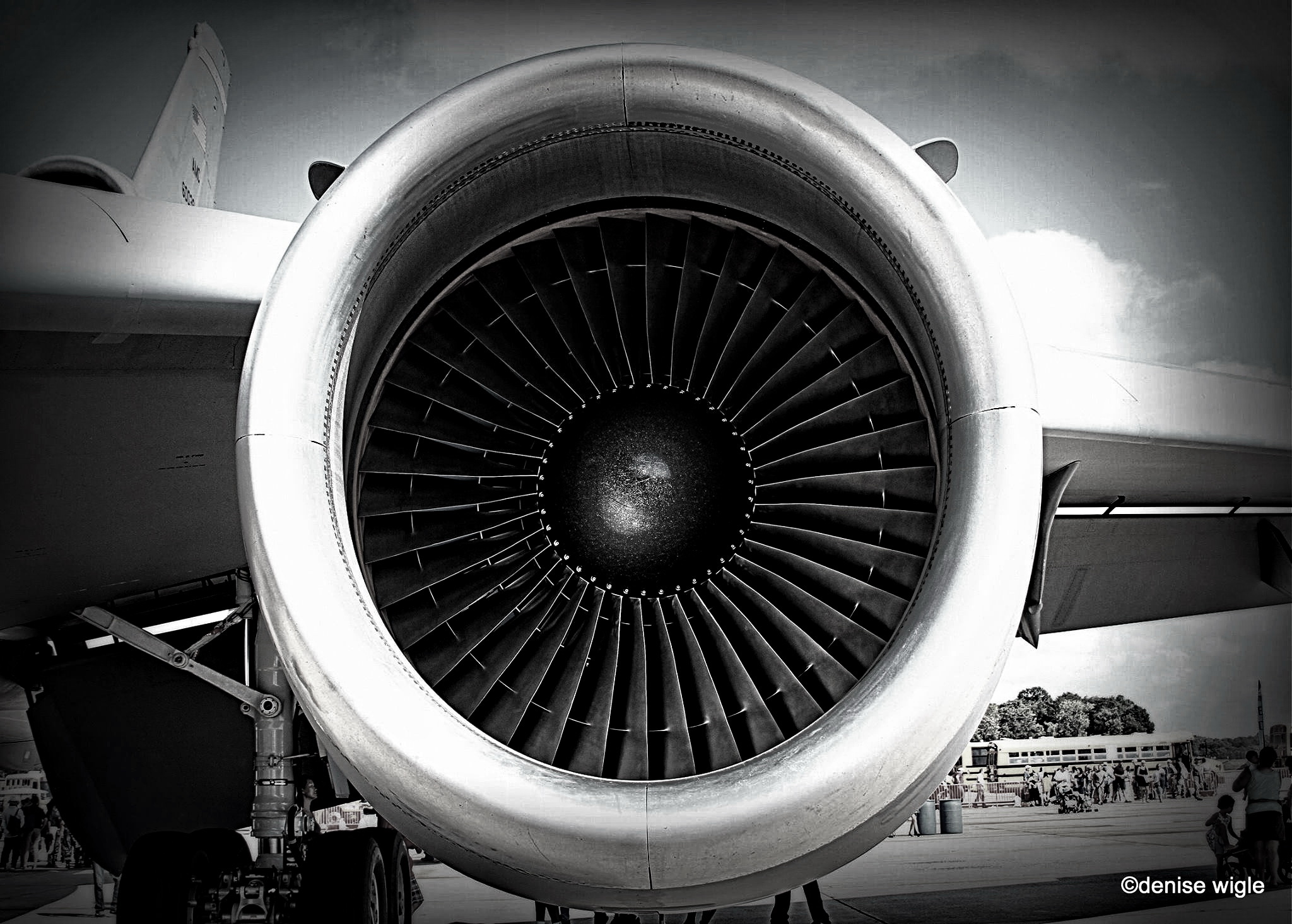 plane intake2.jpg
