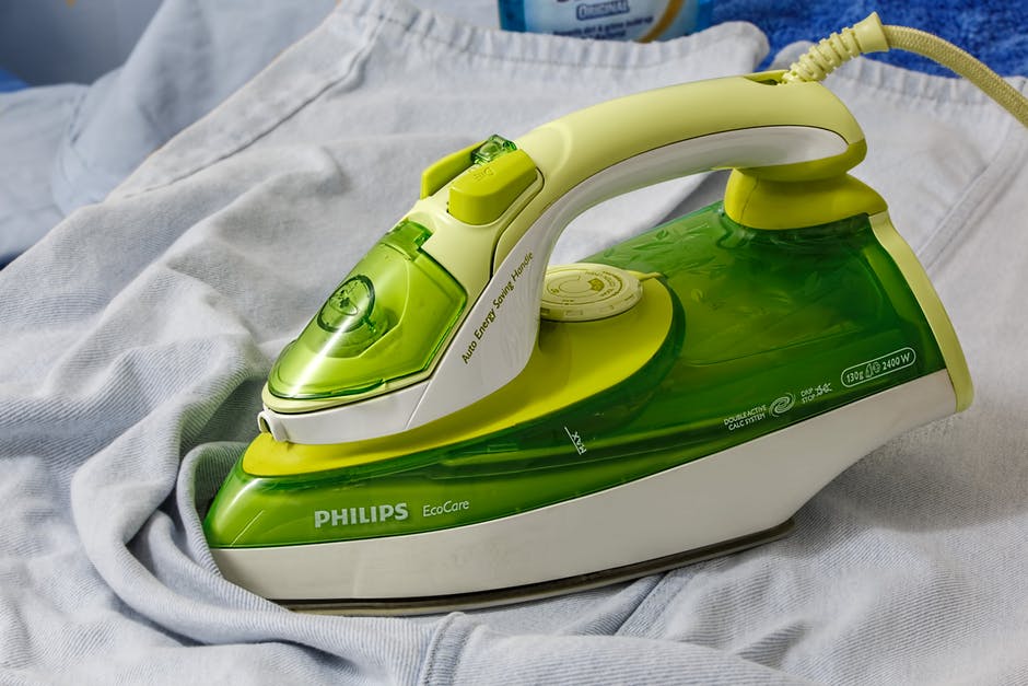 ironing-iron-press-clothing-53422.jpeg