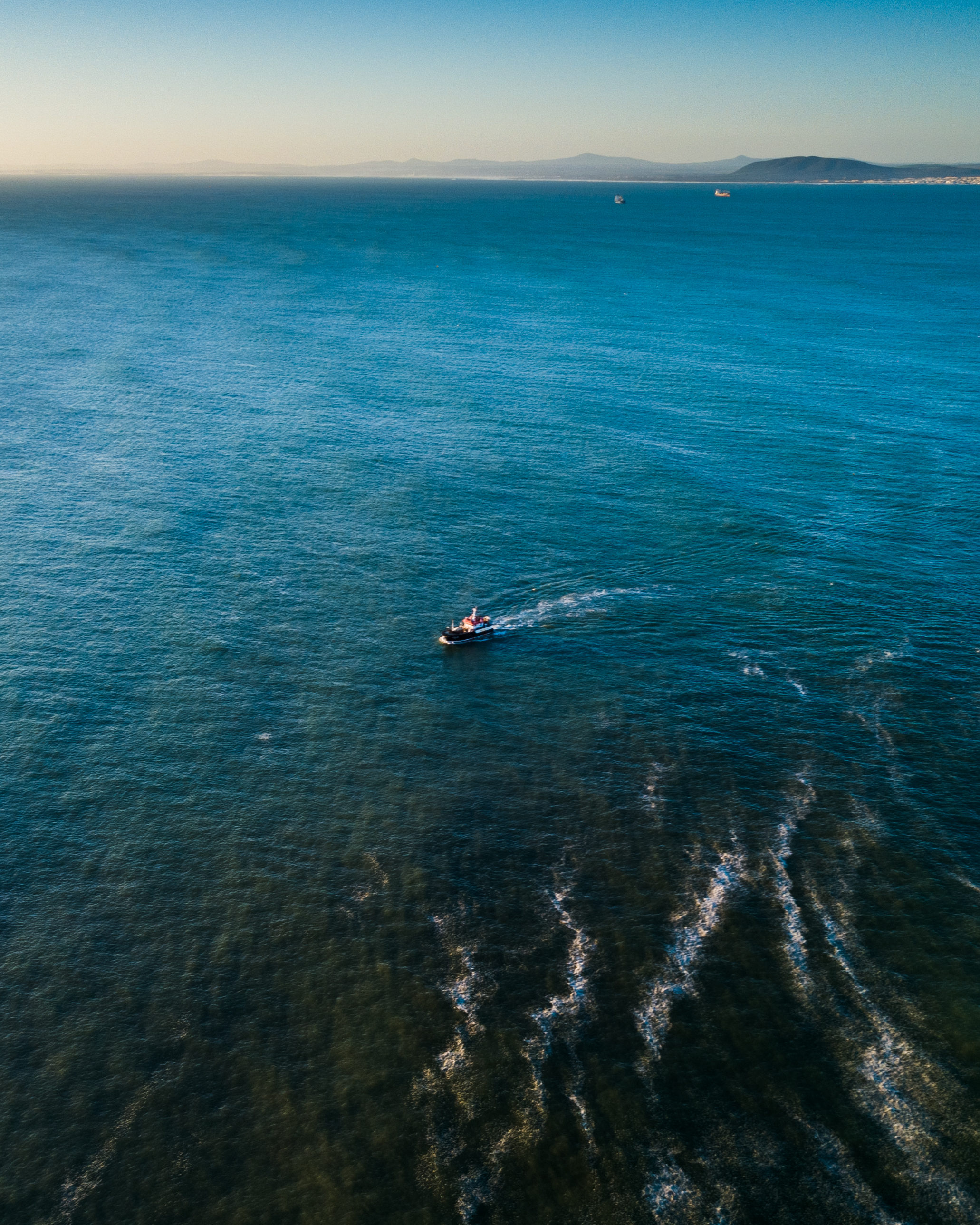 boat-2.jpg
