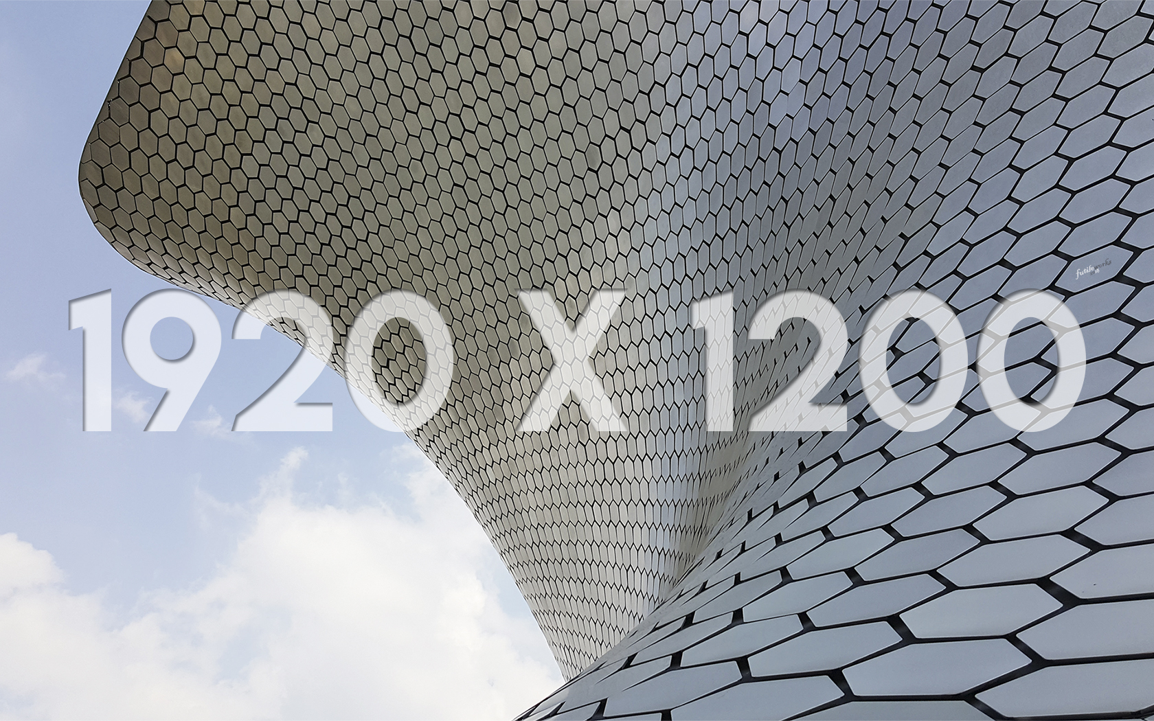 05 1920x1200 Thumbnail Soumaya.jpg