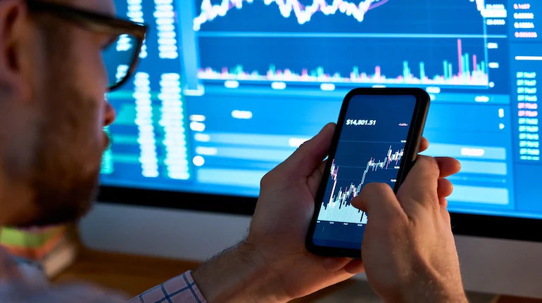 20250929075122_sensex_nifty1.webp