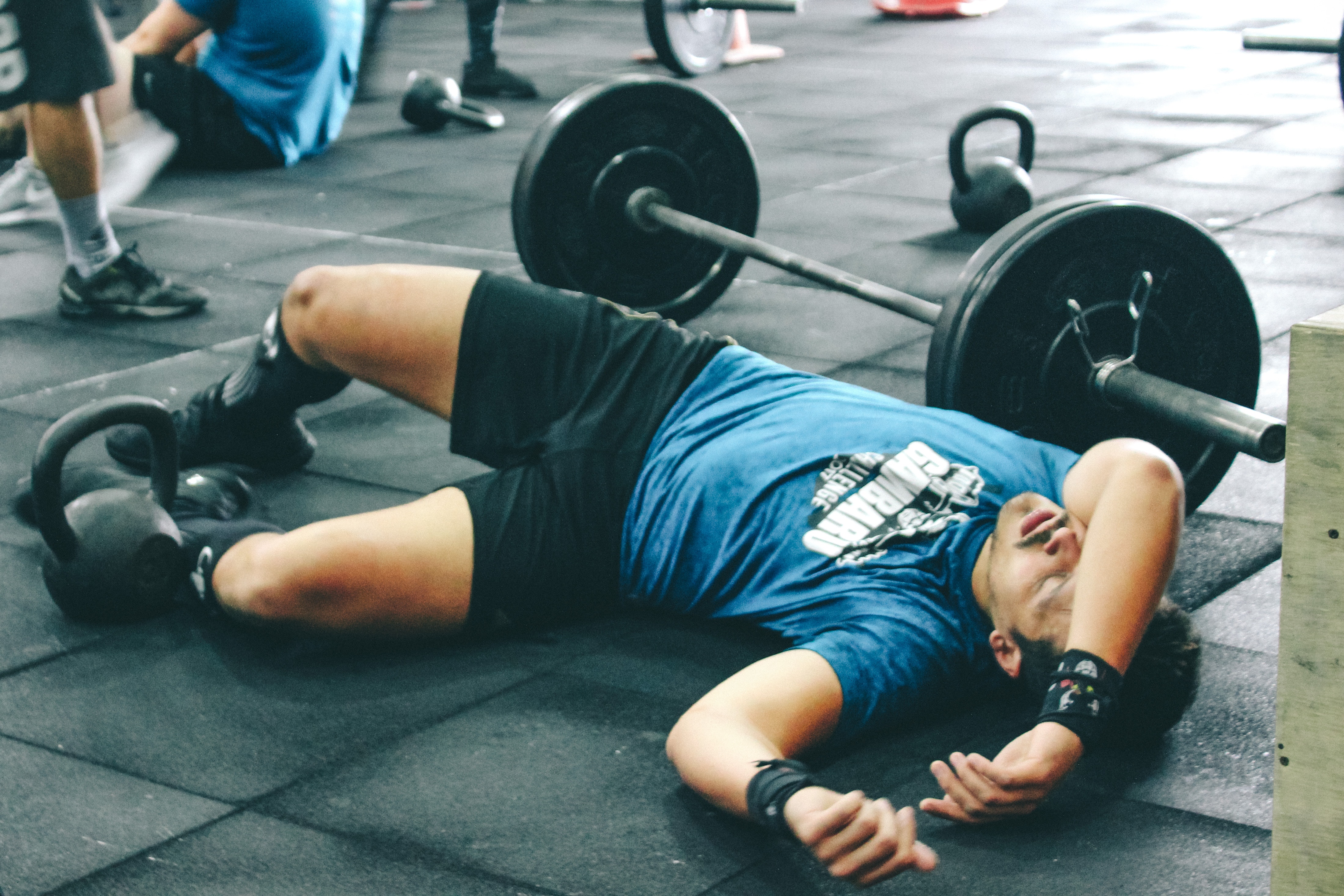 https://cdn.steemitimages.com/DQmYa9BmvWiRkZ8VtVhGQQNQ5pZMhGrvLBznw8E5ddPBADY/activity-athlete-barbell-703009.jpg