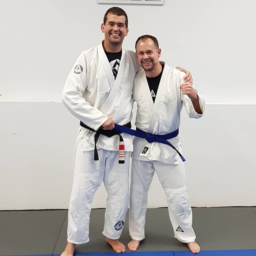 Should a blue belt in Brazilian Jiu-Jitsu be teaching?
