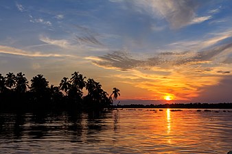 338px-Sunset_at_Congo_Mirador_(23978940929).jpg