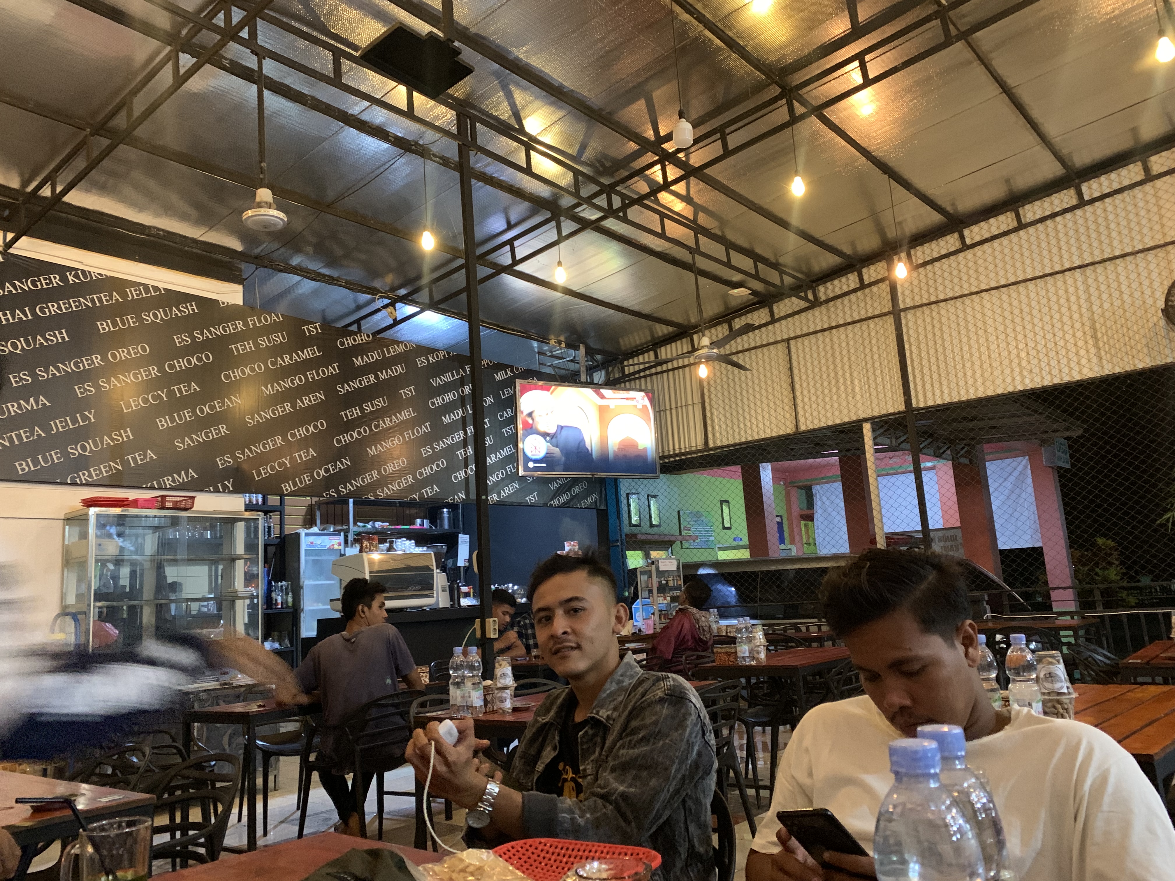 F0278AE9-BE7C-4A11-BCC2-BCEE1257C771.jpeg