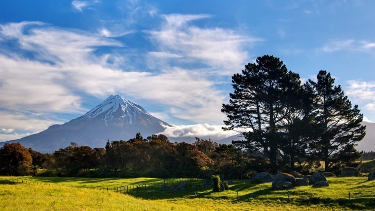 Taranaki-Photo-by-andreas-j-740x417.jpg