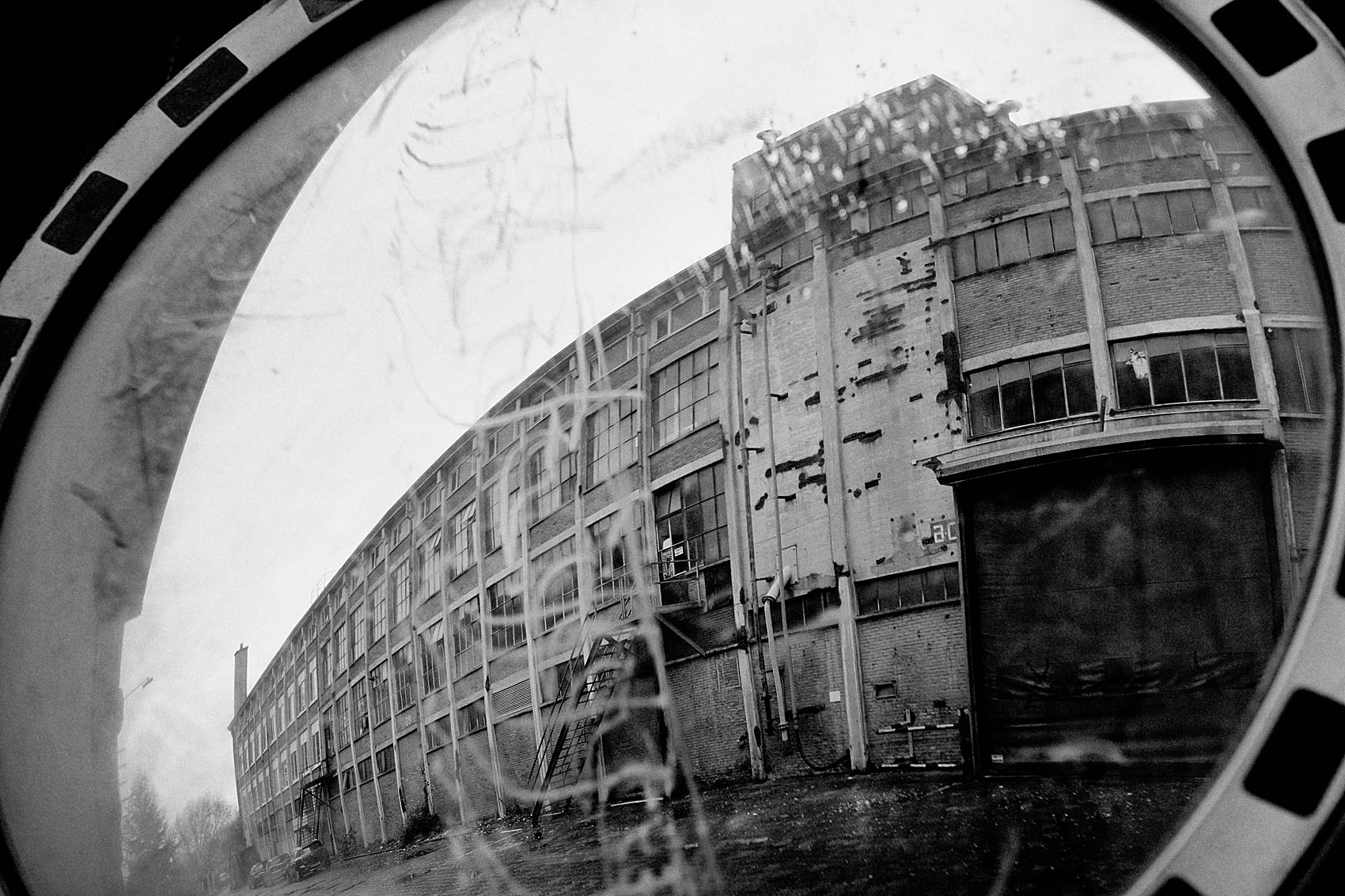 Mirror1.JPG