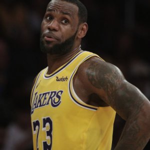 lebron james.jpg