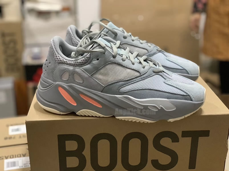 yeezy 700 inertia replica