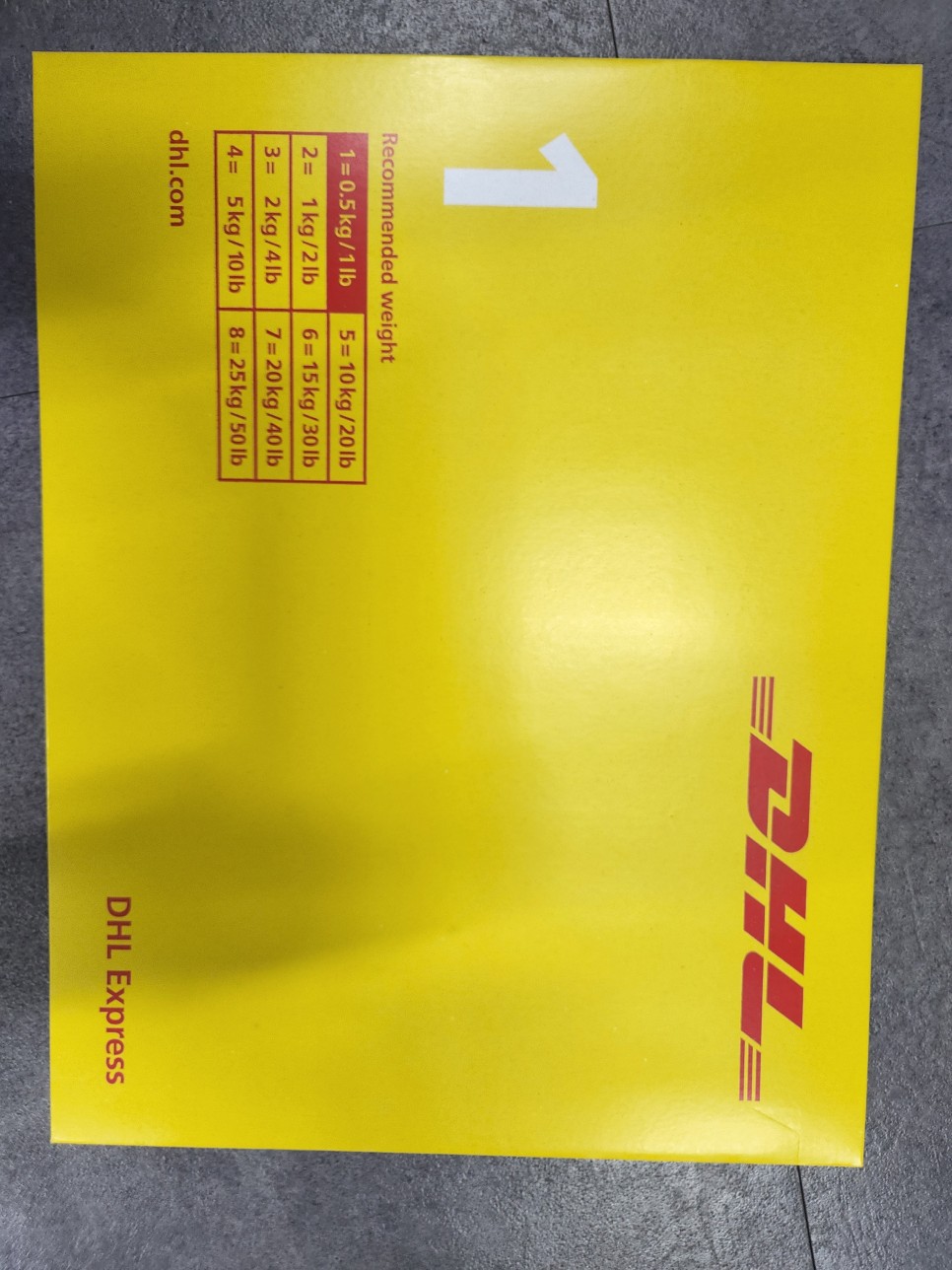 DHL.jpg