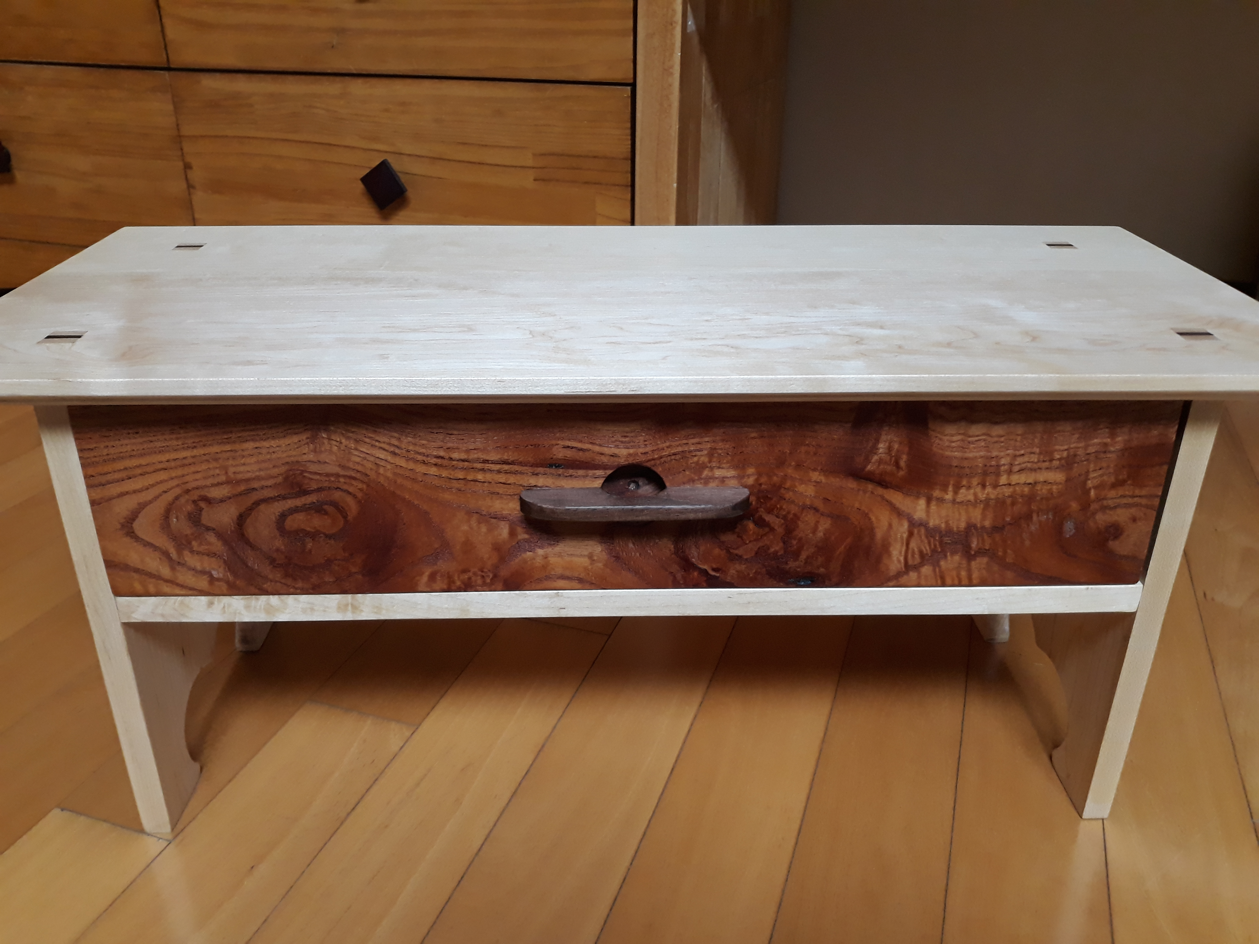 예쁜 단풍나무로 전통서안 짜맞춤[woodworking]