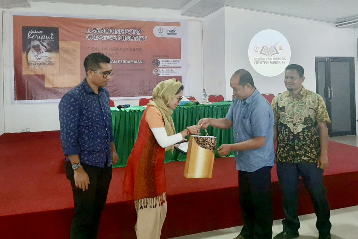 Bedah Buku_02.jpg