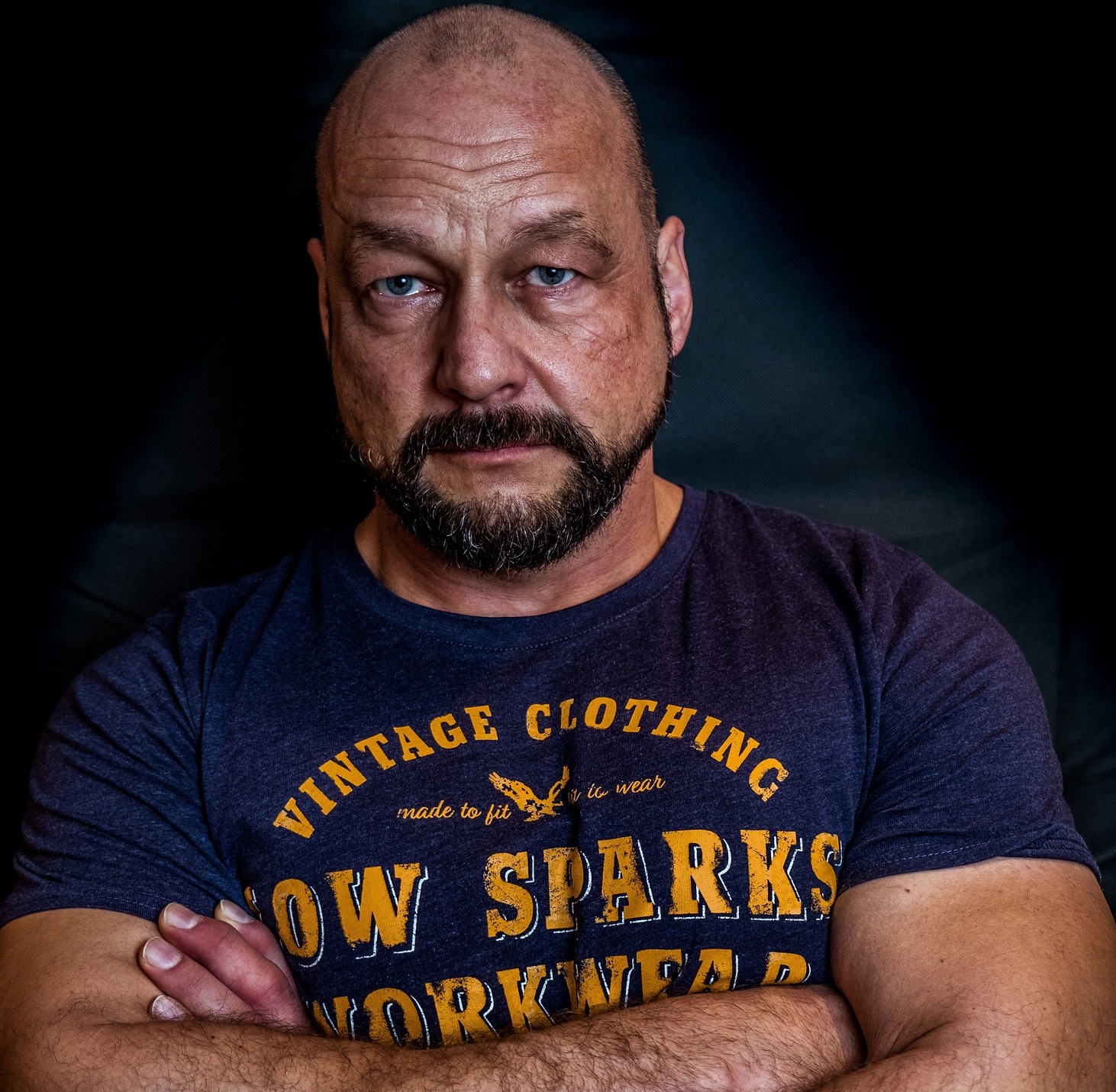 Self defense against a punch from a big guy.jpg