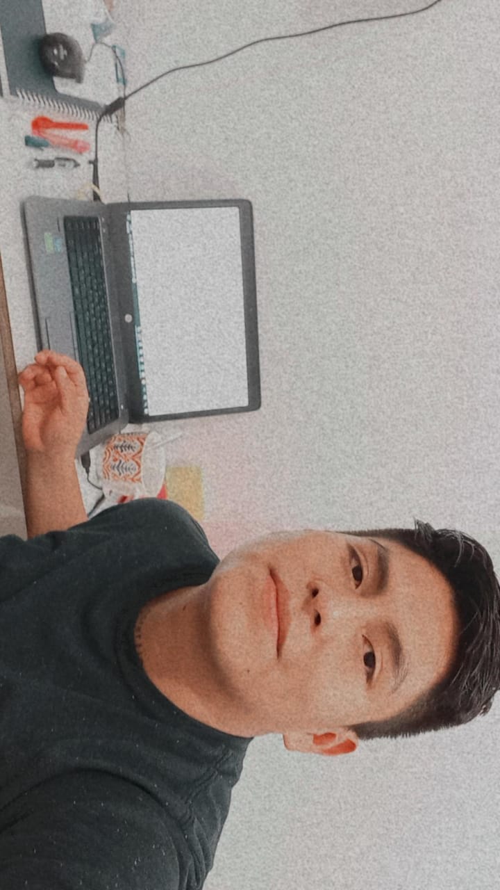 Yo Sem 13.jpeg