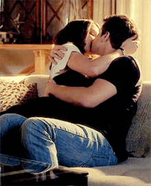 lap-kiss.gif