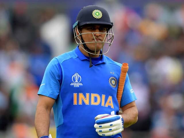 jpu3b6p_dhoni-afp_625x300_10_July_19.jpg