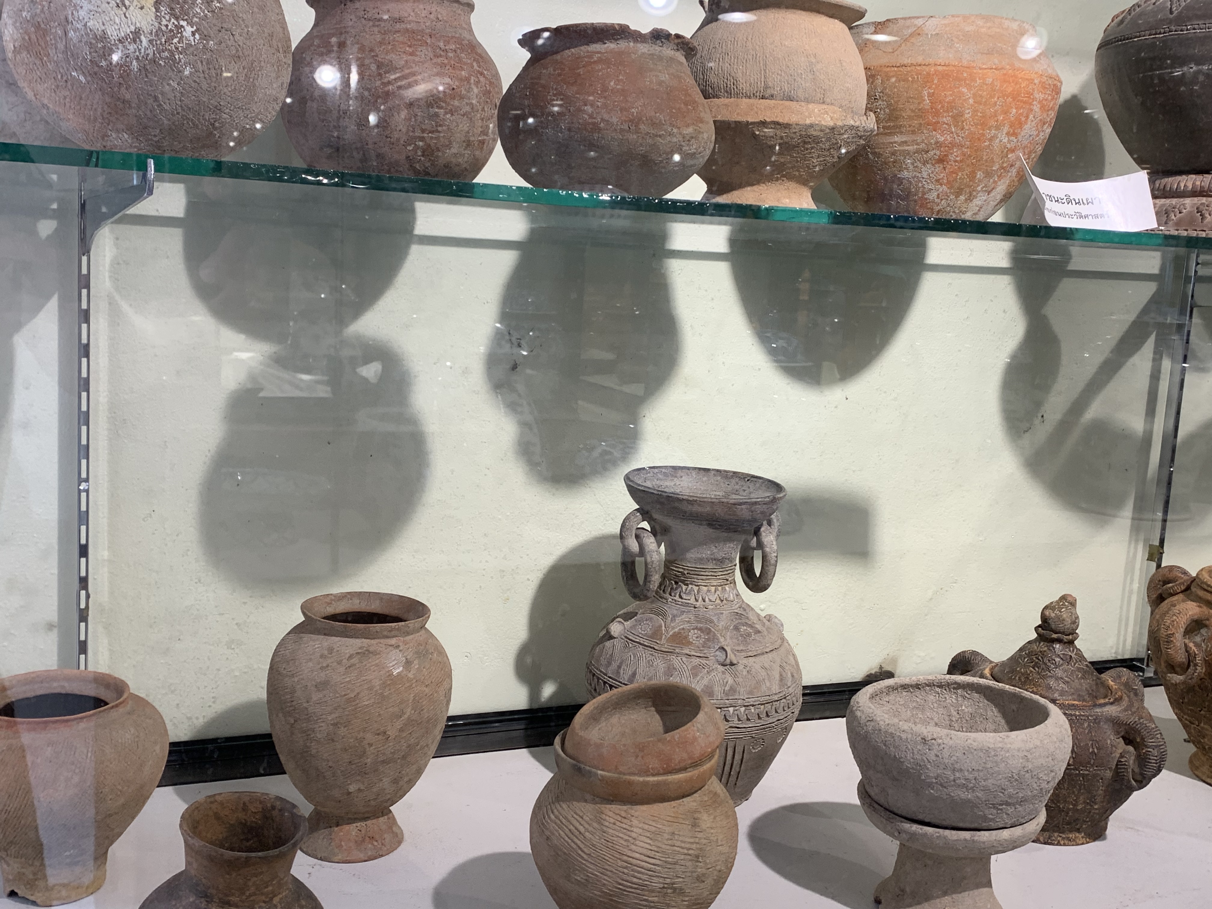 Thai Ceramics Exhibition Hall34.jpg
