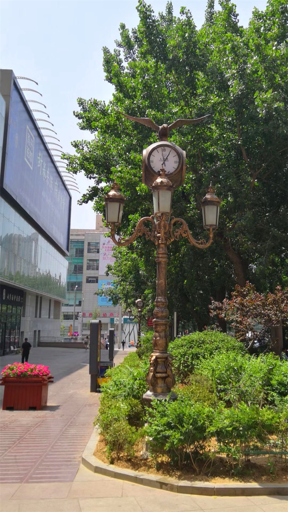 路边.jpg