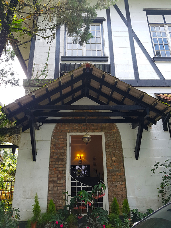 Smokehouse03.jpg