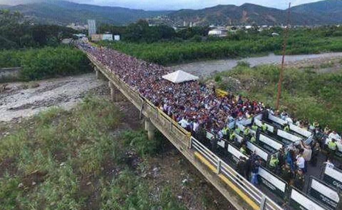 PuenteSimónBolívar.jpg