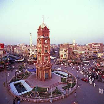Faisalabad_ClockTower.jpg