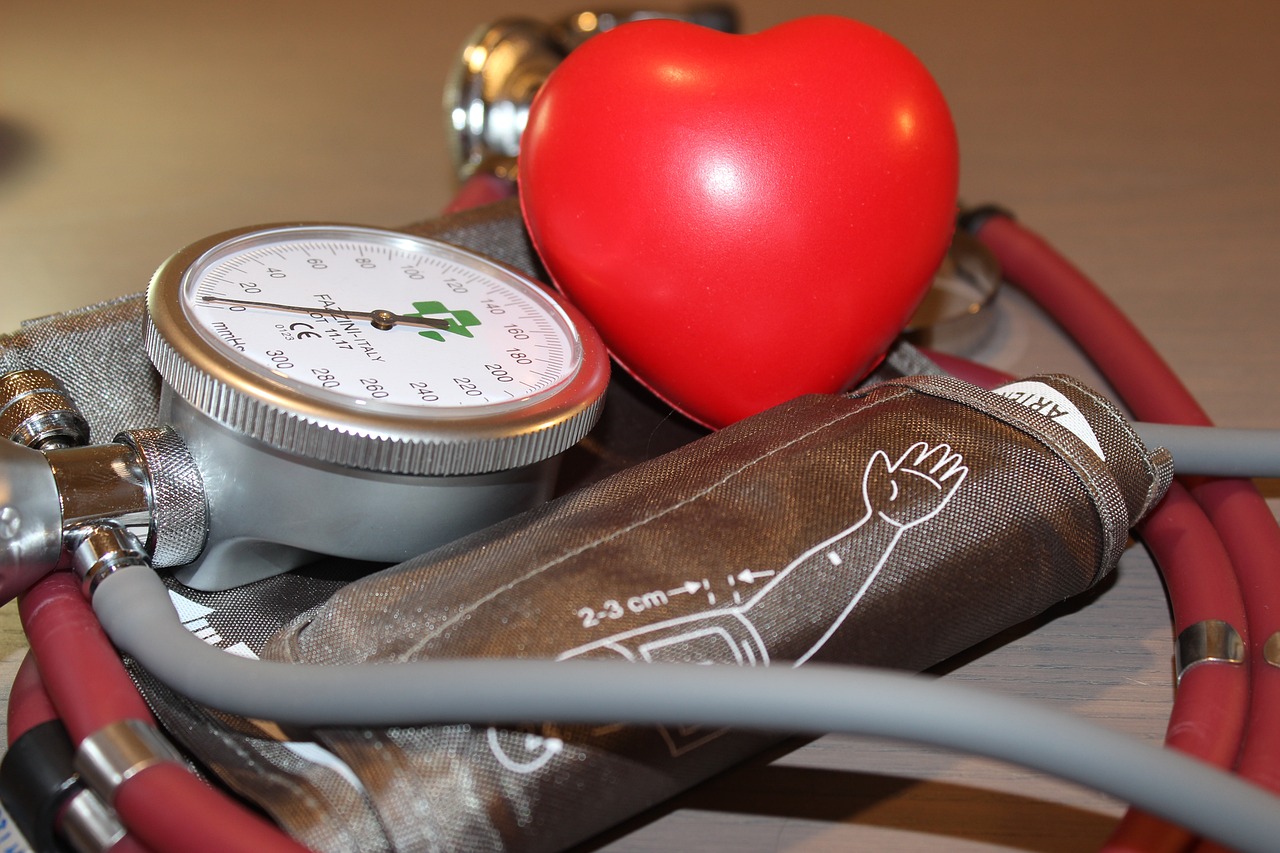 blood-pressure-5282045_1280.jpg