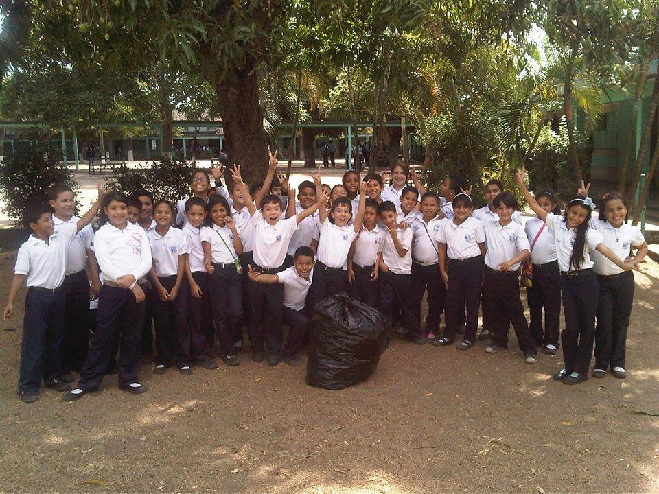 mis alumnos de 2do grado escuela pdvsa.jpg