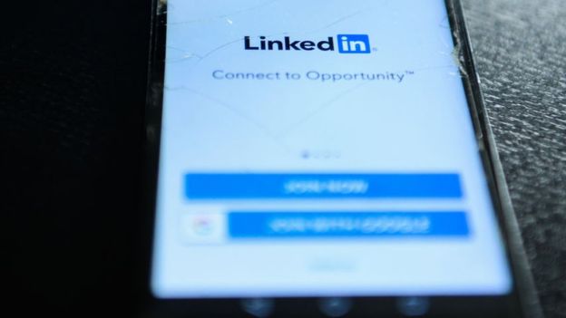_102387739_linkedinlogo_getty.jpg