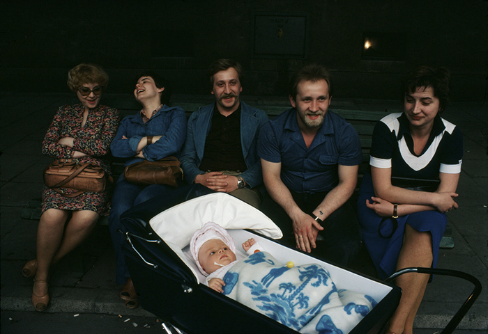 poland-in-early-80s-bruno-barbey-10.png