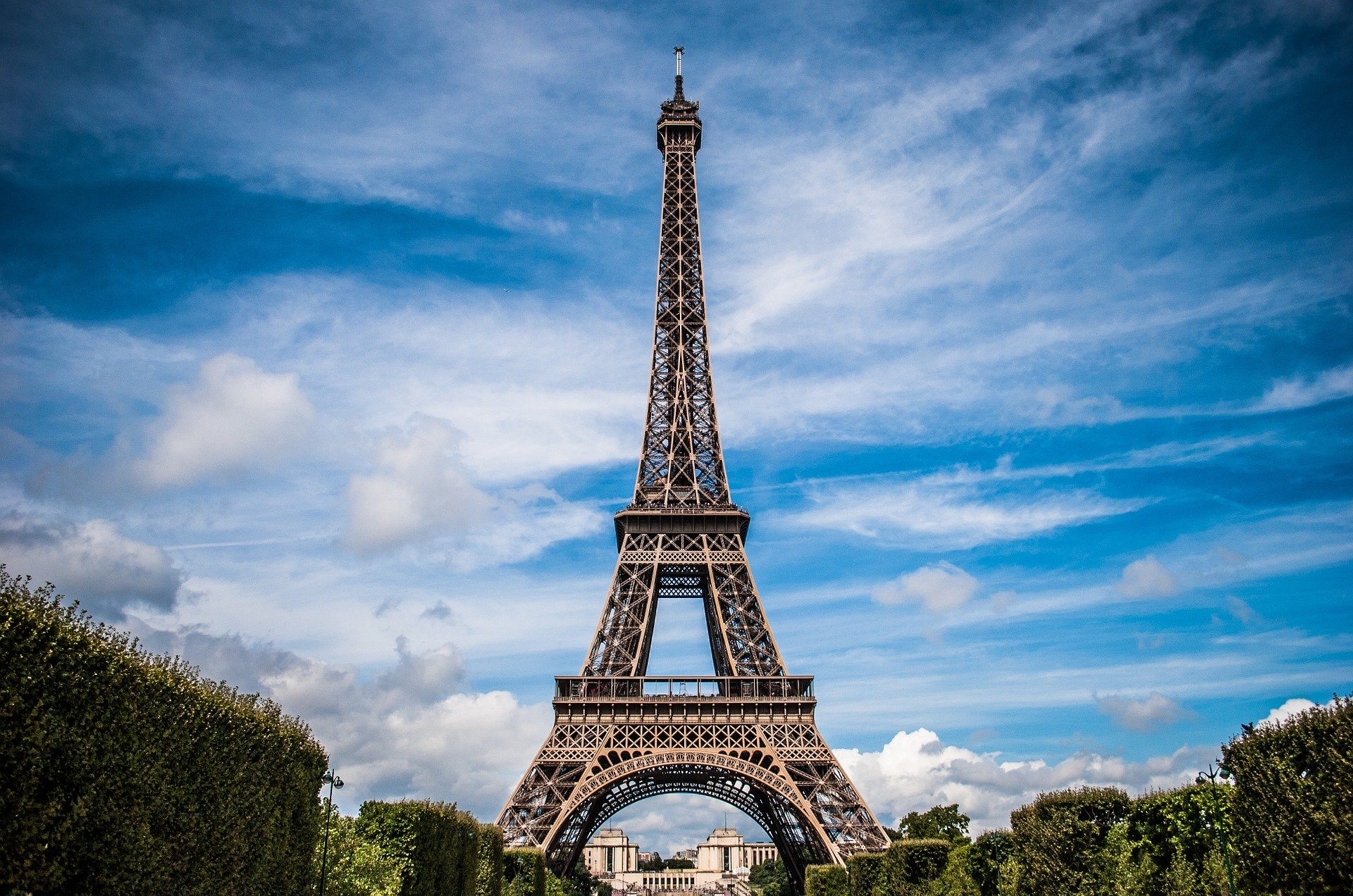 파리 에펠탑 6월25일 재오픈