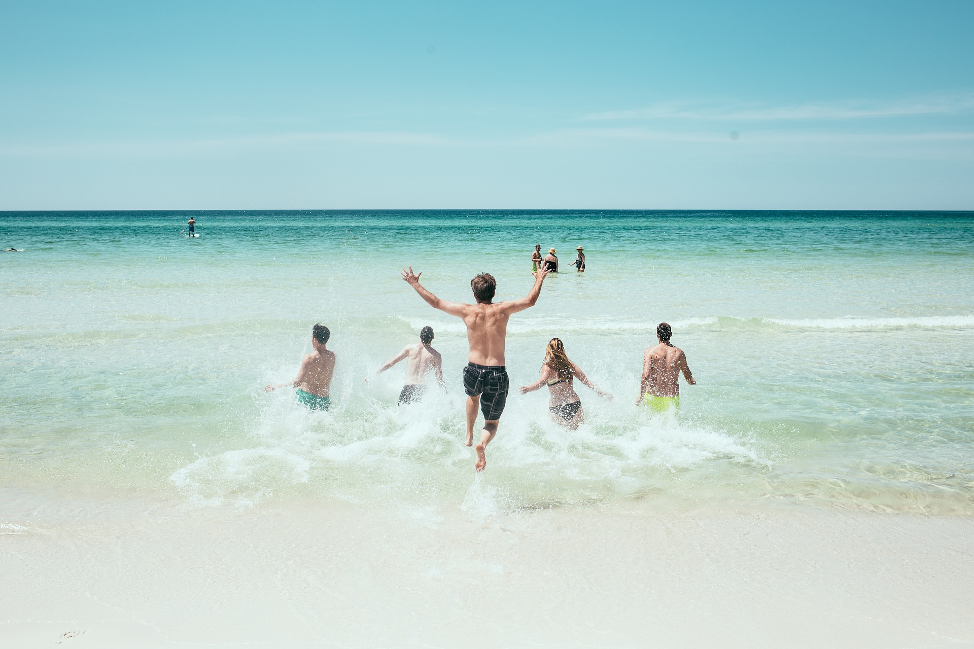 beach-1836467_1920.jpg