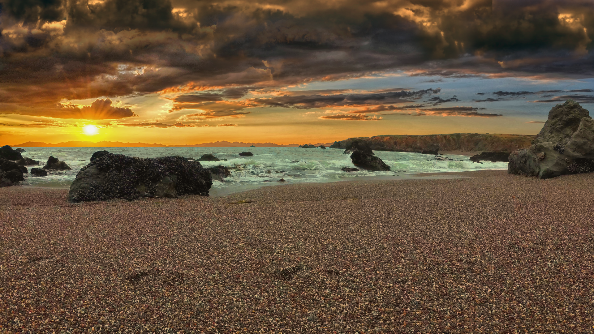 YI010201.MP4_20170924_220038.487a2mixa-ocean-life-pebbles-on-the-beach-#338.png