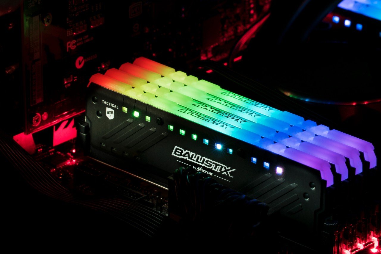 memoria ram iluminada.jpg