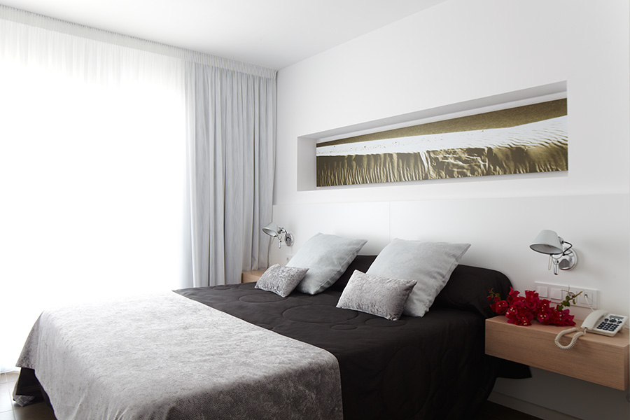 Sun Apartments 074.jpg