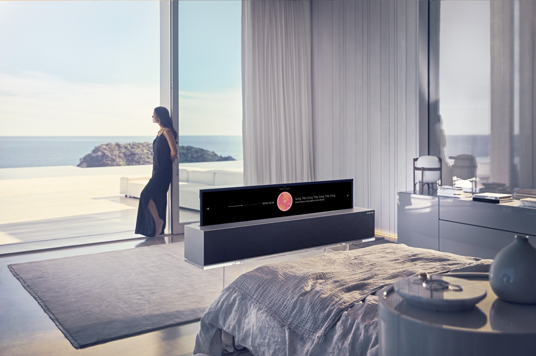 LG-OLED-TV-R-Line-02.jpg