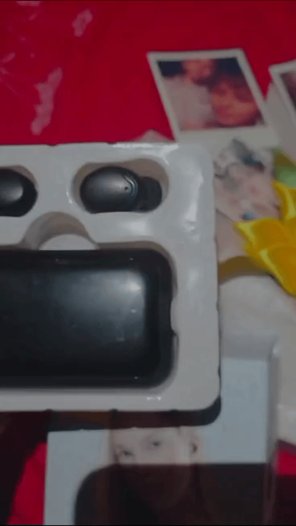 GIFMaker_me (1).gif